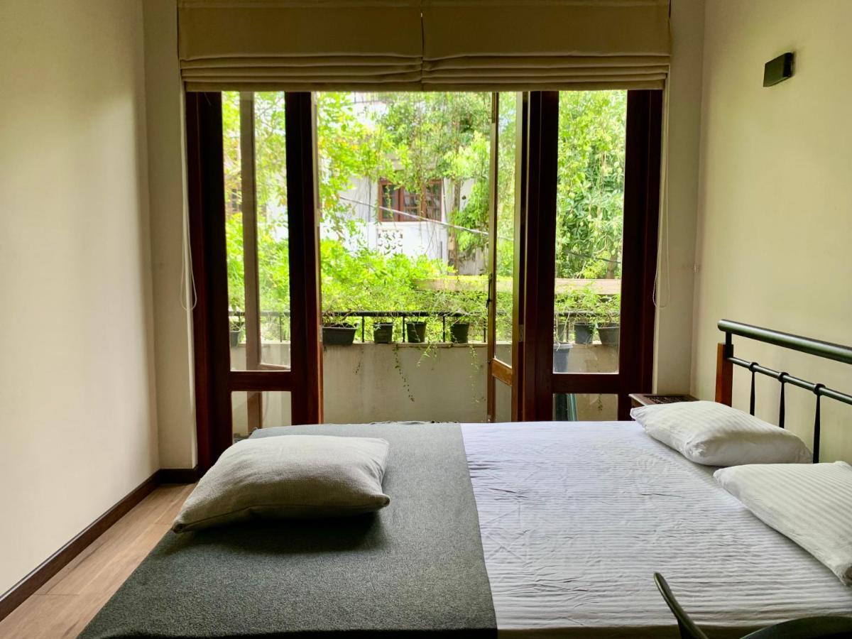 Cozy Luxury Room With Balcony View ! Rajagiriya Eksteriør bilde